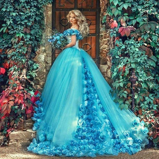 Türkisblaues Prinzessinnenkleid