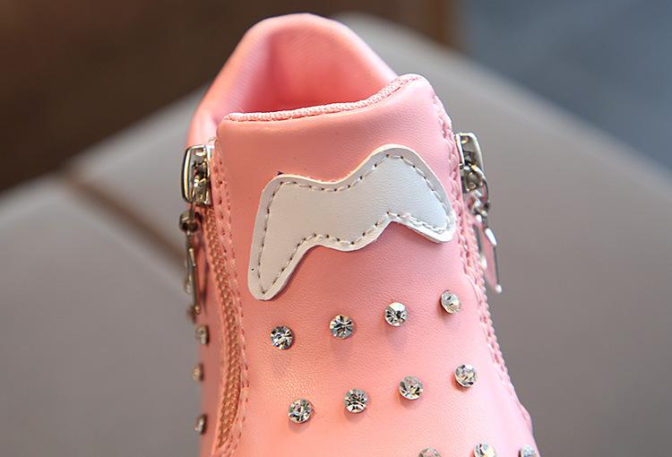 chaussure bébé rose diamant
