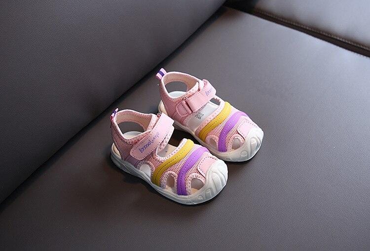 chaussure bébé rose violet jaune