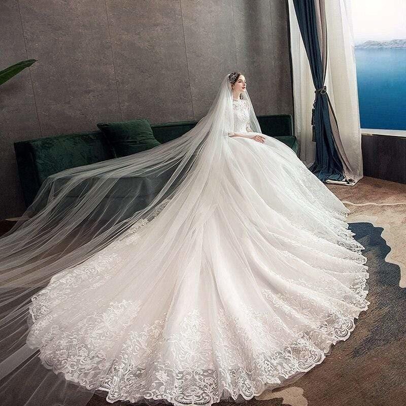 robe de mariée princesse bustier avec longue traine
