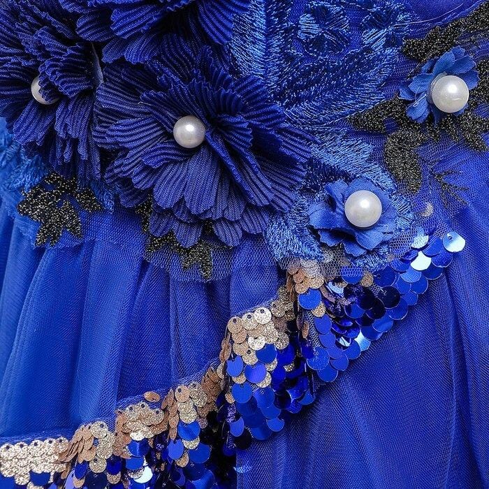 fleurs sur robe fille bleu